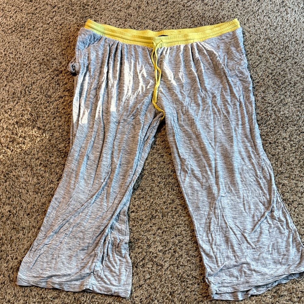 Vera Wang Gray Lounge Pants with Yellow Accents